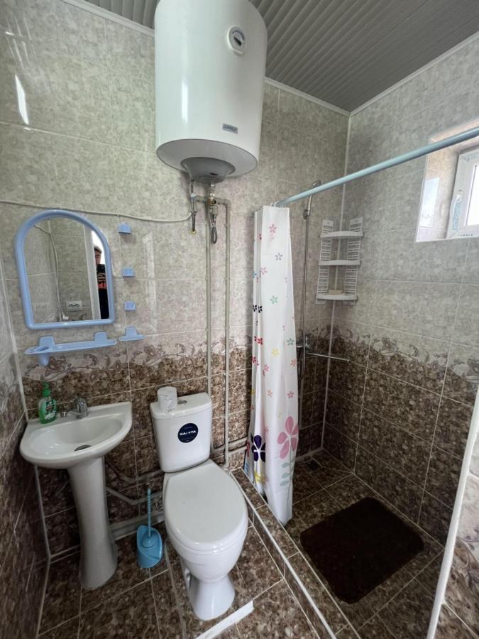 Guest House Baytur Kochkor ภายนอก รูปภาพ