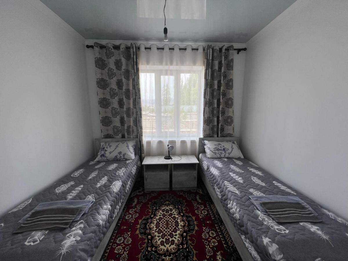 Guest House Baytur Kochkor ภายนอก รูปภาพ