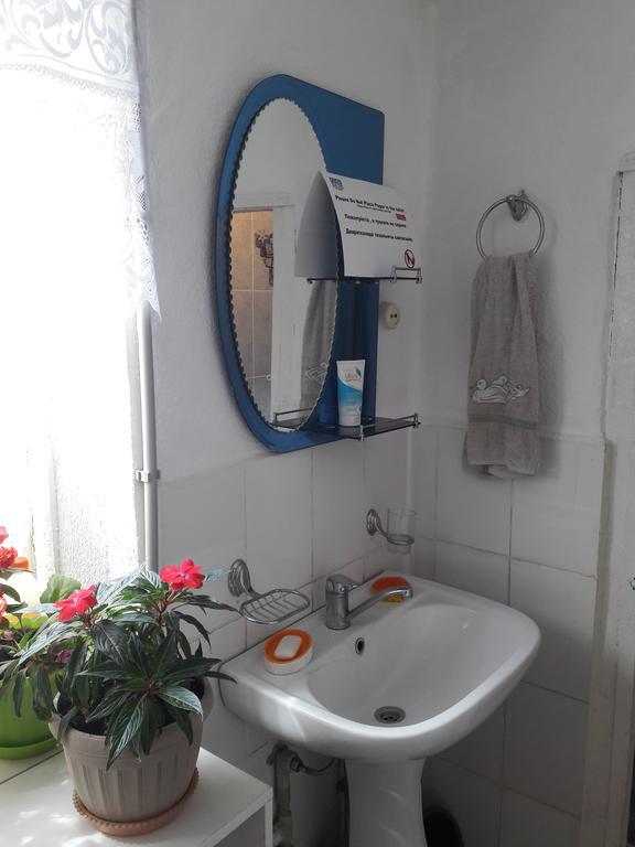 Guest House Baytur Kochkor ภายนอก รูปภาพ